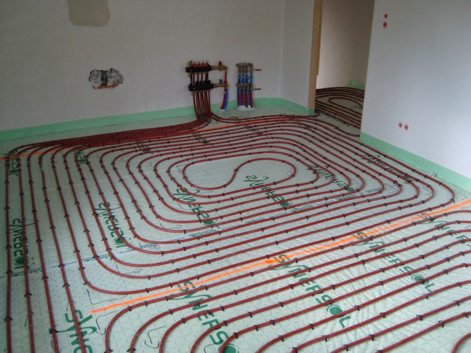 Chauffage par plancher chauffant sur Bonnieux