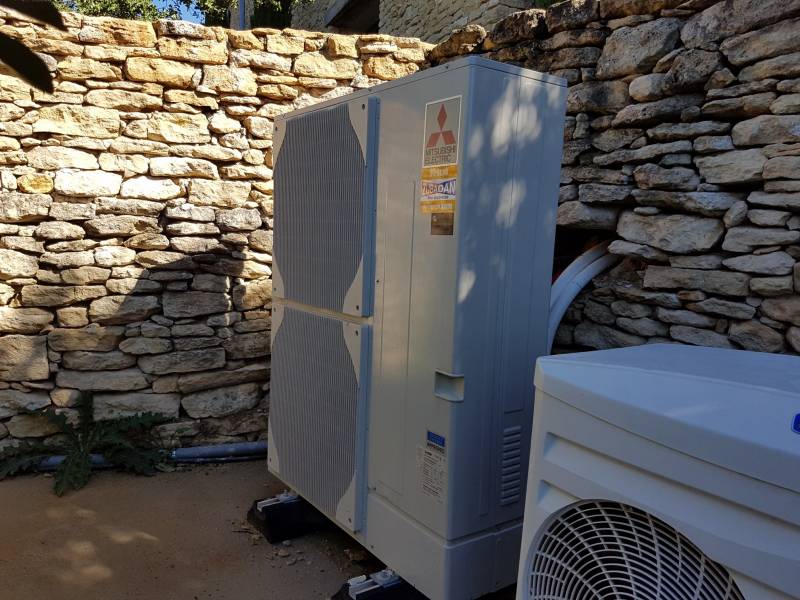 Pompe à chaleur mitsubishi Zubadan 23 kW à Gordes