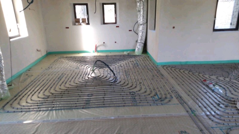 Spécialiste de l'installation de plancher chauffant dans construction neuve dans le Lubéron