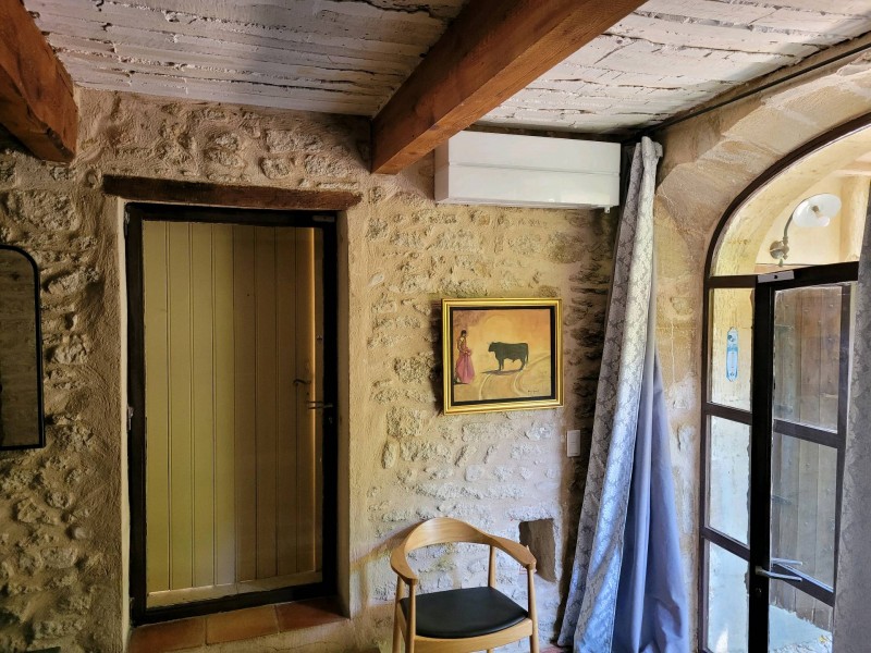 Climatisation et chauffage d'un vieux mas sur la commune d'Oppède dans le Vaucluse