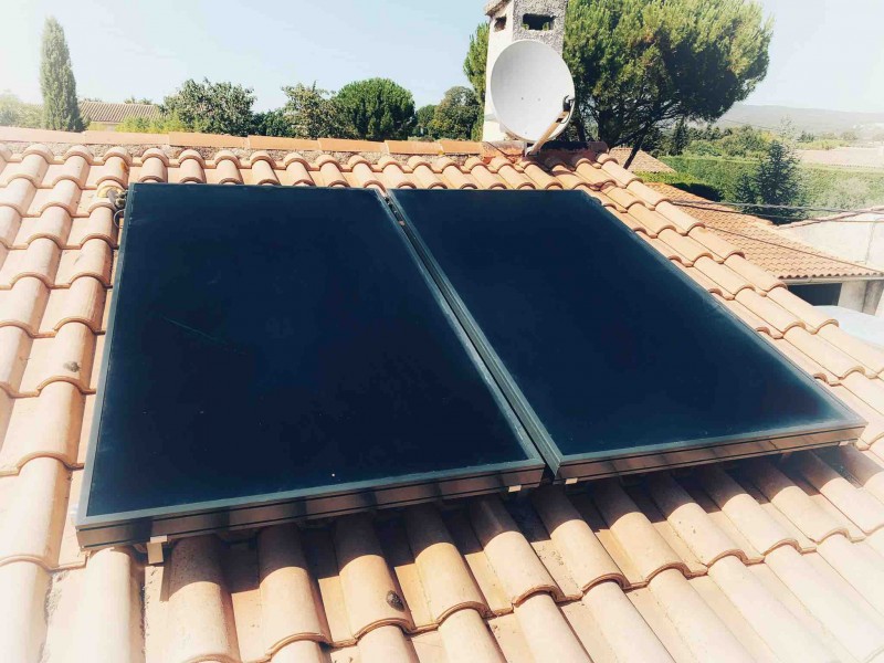 Installation de chauffe-eau solaire dans le Vaucluse